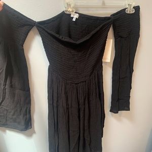 BRAND NEW TOBI DRESS WITH FLOWY SLEEVES